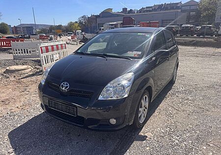 Toyota Corolla Verso 2.2 D-4D Team