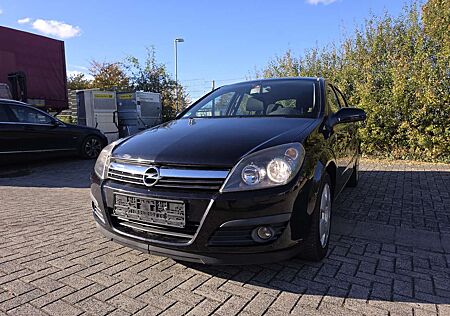 Opel Astra 1.9 CDTI DPF Edition Plus, TÜV neu, AHK