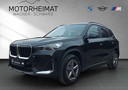 BMW X1 sDrive18i Premium AHK Dachreling
