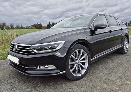 VW Passat Variant Volkswagen 2.0 TDi Highline 4Motion Standheiz Pano Kamera 18"