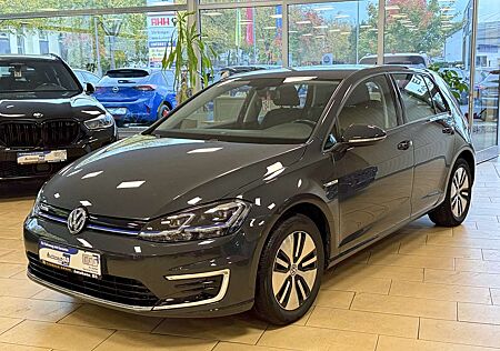 VW Golf Volkswagen e*CCS*Navi*Bluetooth*LED*Front Assist*DAB*