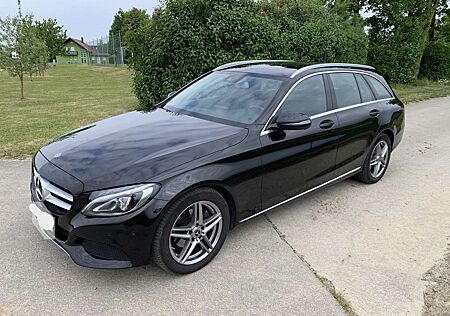 Mercedes-Benz C 180 T 9G-TRONICAvantgarde