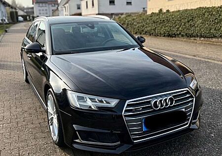 Audi A4 40 TDI quattro sport