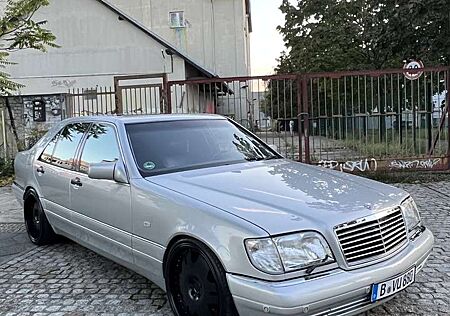 Mercedes-Benz S 500 W140 S500 V8