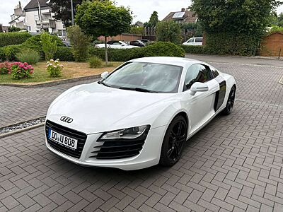 Audi R8 R8 4.2 FSI quattro, 6. Gang-Schaltgetriebe, Scheckheftgepflegt, TÜV & Service Neu, Unfallfrei, Kamera, Liebhaberfahrzeug