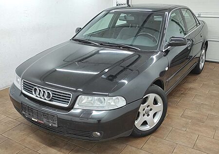 Audi A4 2.4 AUTOMATIK KLIMAA SHZ XENON S-LINE ALU SERVO ZV