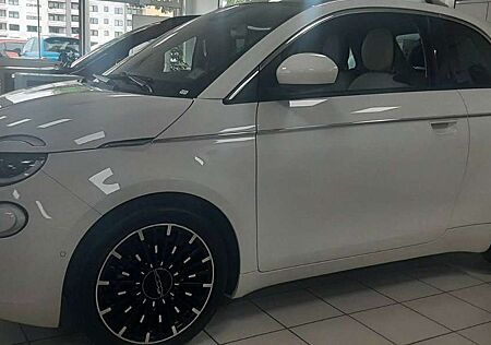 Fiat 500E 500 e La Prima by Bocelli Weiß