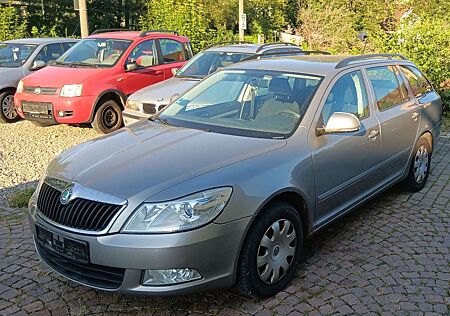 Skoda Octavia Ambiente 1.6 Benzin Euro4 Klima 2009 3Hand 102PS