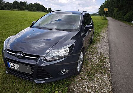 Ford Focus Turnier 1.6 EcoBoost Start-Stopp-System Titanium