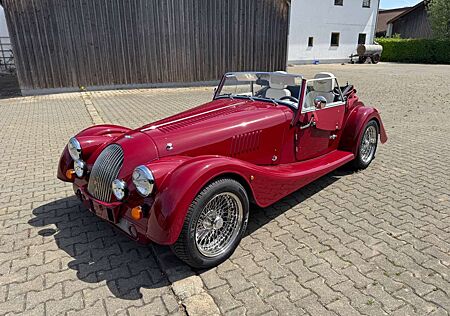 Morgan Plus 4 - Automatik EZ 2025