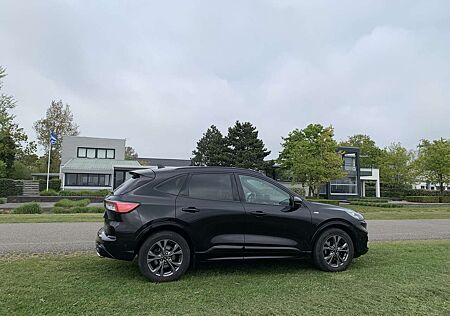Ford Kuga 1.5 ST-LINE X / Navi / Winterpaket/ Kamera / B&O