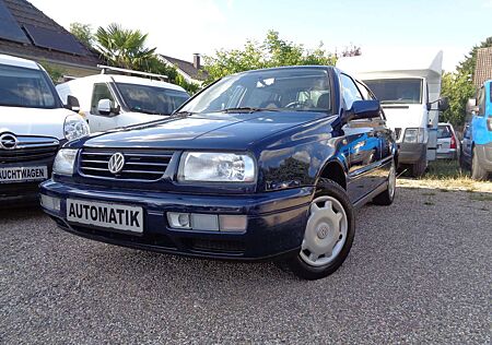 VW Vento Volkswagen 1.6 GLX