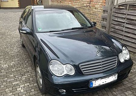 Mercedes-Benz C 180 Kompressor (203.046)