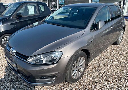 VW Golf Volkswagen VII Lim. Lounge BMT