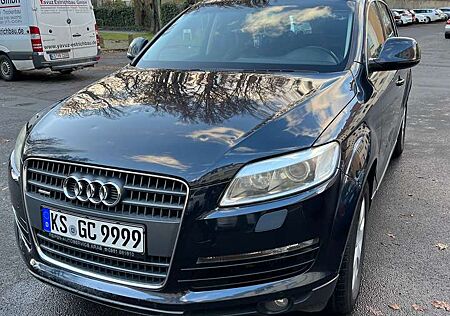 Audi Q7 3.0 TDI DPF quattro tiptronic