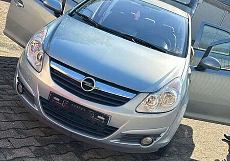 Opel Corsa 5-Türer 1.4 16V Edition