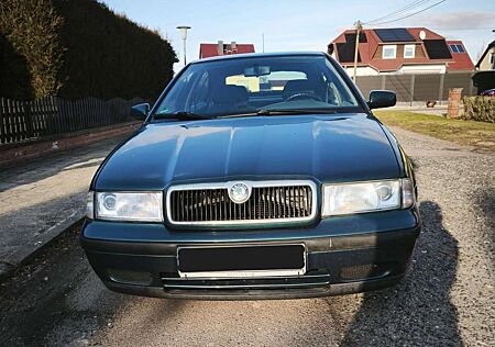 Skoda Octavia 1.6 LX