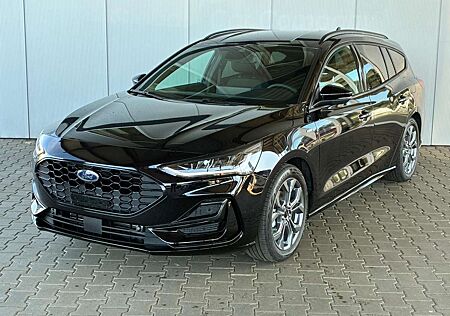 Ford Focus Turnier ST Line X 1.0 7AT / Winterpaket / PDC V&H