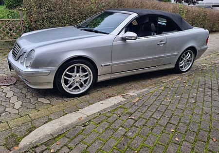 Mercedes-Benz CLK 200 Cabrio Kompressor Avantgarde final edition