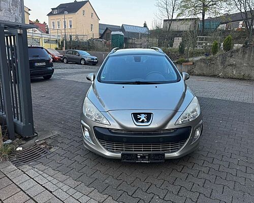 Peugeot 308 308 SW SW 140 THP Automatik Platinum