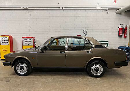 Alfa Romeo Alfetta 2.0