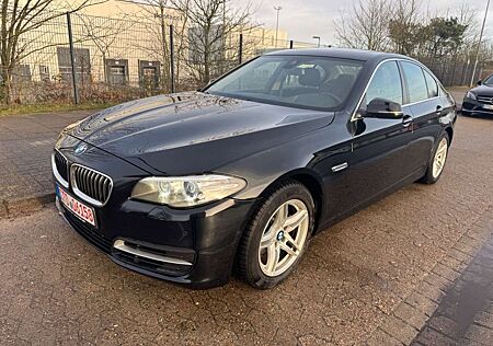 BMW 520 d Lim.*HeadUP*1.Hand*Bi-Xenon*Navi*Temp.*SHZ