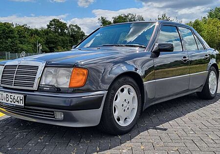 Mercedes-Benz E 500 2Hd deutsch ungeschweißt lückenl Scheck Top