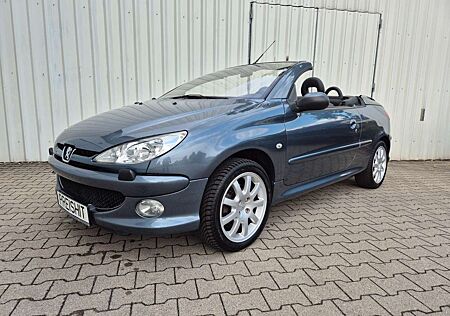 Peugeot 206 Cabriolet CC Platinum - LEDER - KLIMA -