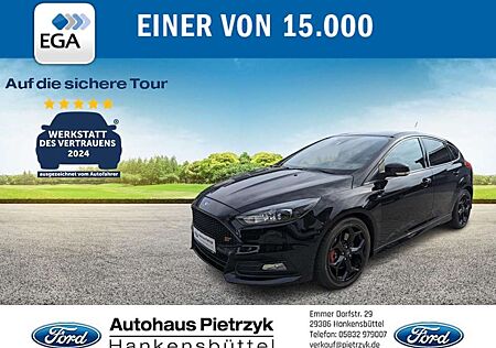 Ford Focus ST 2.0 EcoBoost