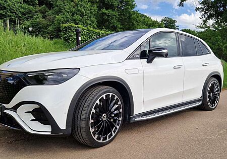 Mercedes-Benz EQE SUV 500 4MATIC AMG LINE Premium+Hyperscreen Massage TV