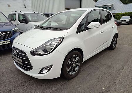 Hyundai ix20 1.6 Automatik/Klimaaut/Navi/PDC+Cam/Alu