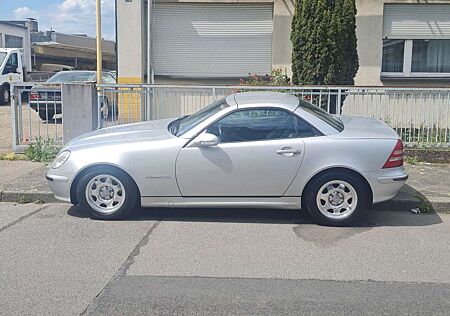 Mercedes-Benz SLK 200 AUTOMATIK DEZENT TÜV SCHECKHEFT KLIMA Tempomat