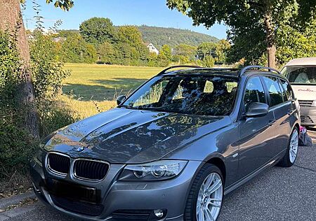 BMW 320d 320 DPF Touring Aut.