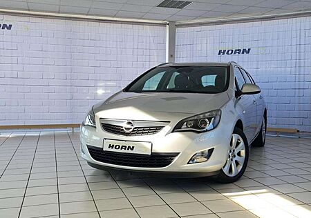 Opel Astra Innovation, AHK, Bi-Xenon, LMF, Scheckheftgepflegt