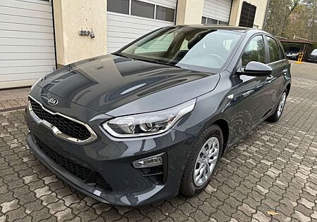 Kia Cee'd Ceed / 1.0 T-GDI Edition 7