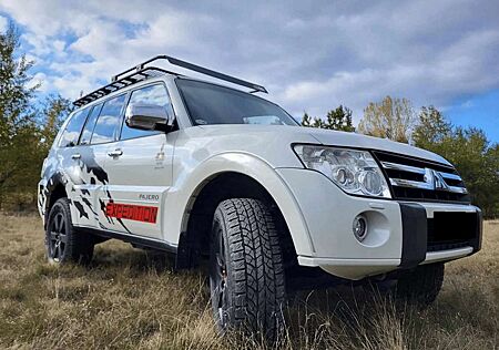 Mitsubishi Pajero 3.8 V6 Automatik Instyle