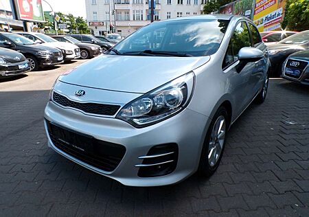 Kia Rio 1.4 Dream-Team Automatik