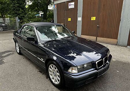 BMW 320i 320