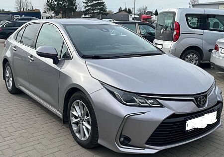 Toyota Corolla 1.6 Valvematic Multidrive S Executive Navi Sitzhei