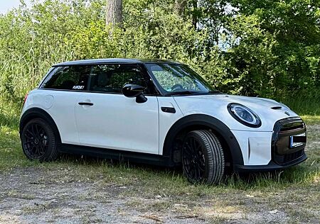 Mini Cooper SE Classic Trim