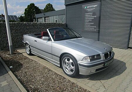 BMW 320 i Cabrio Exclusiv Edition,1.Hand,Leder