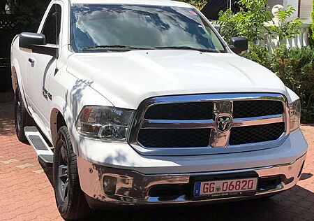 Dodge RAM 1500 5,7 Hemi 4x4 "Big Horn" Regular Cab./Kamera