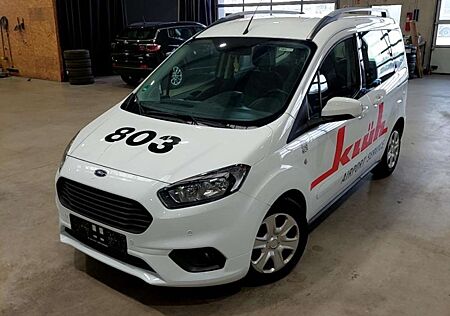 Ford Tourneo Courier Trend Navi PDC Tempomat Klima