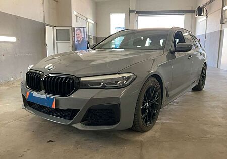BMW 520 i M Sport HUD+KAMERA+ALCANTARA+VIRT.CP+LED