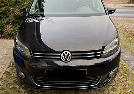 VW Touran Volkswagen 1.6 TDI DPF BlueMotion Technology DSG Highline