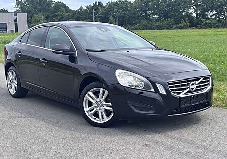 Volvo S60 2.0 D3 Summum Xenon Leder Navi SHZ
