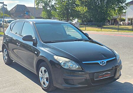 Hyundai i30 Edition+ Benzin +Flüssiggas.(Anhänger)