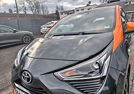 Toyota Aygo 5-Türer x.shift "JBL" Edition