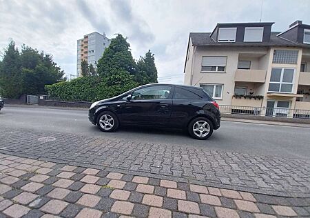 Opel Corsa 1.2 16V Edition