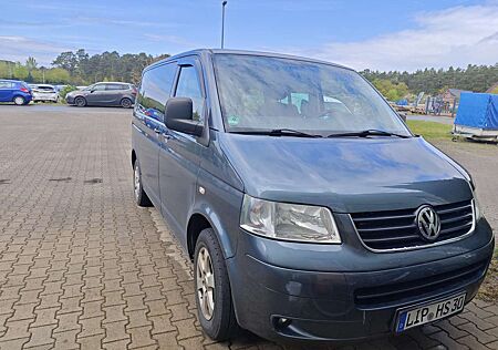 VW T5 Multivan Volkswagen Multivan Startline